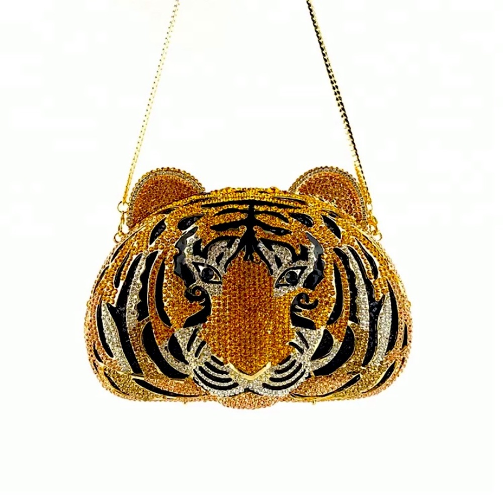 Clutch purse